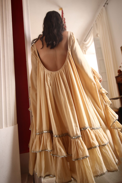 CAMISON RUFFLE MANGA