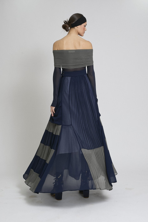 FALDA PLISADA AZULL MARINO CON RAYA GRIS Y NAVY