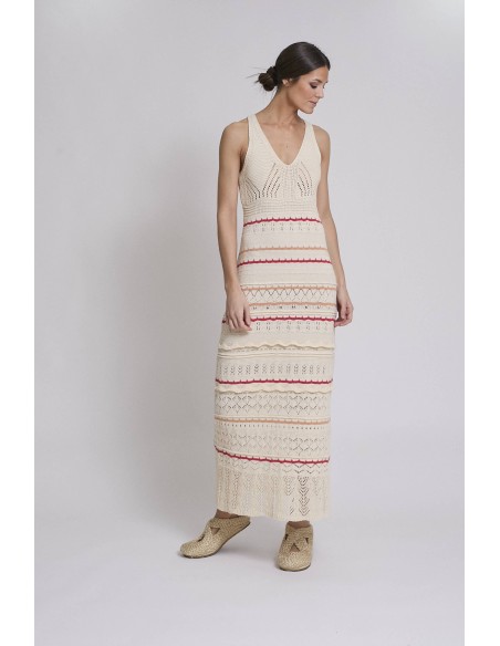 VESTIDO CRUDO CON BORDADOS