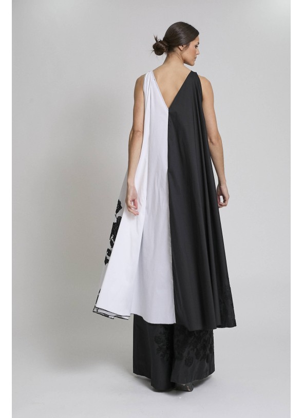 VESTIDO BLANCO NEGRO BORDADOS EN CONTRASTE