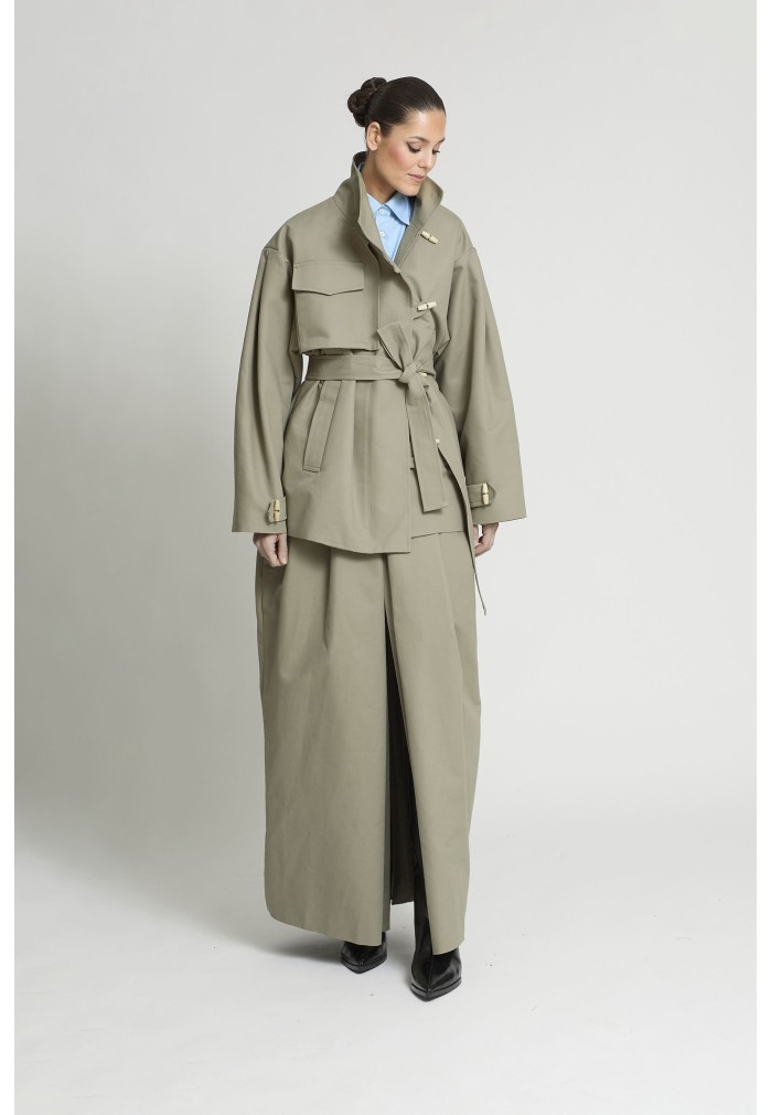 GABARDINA JAPONESA CORTA