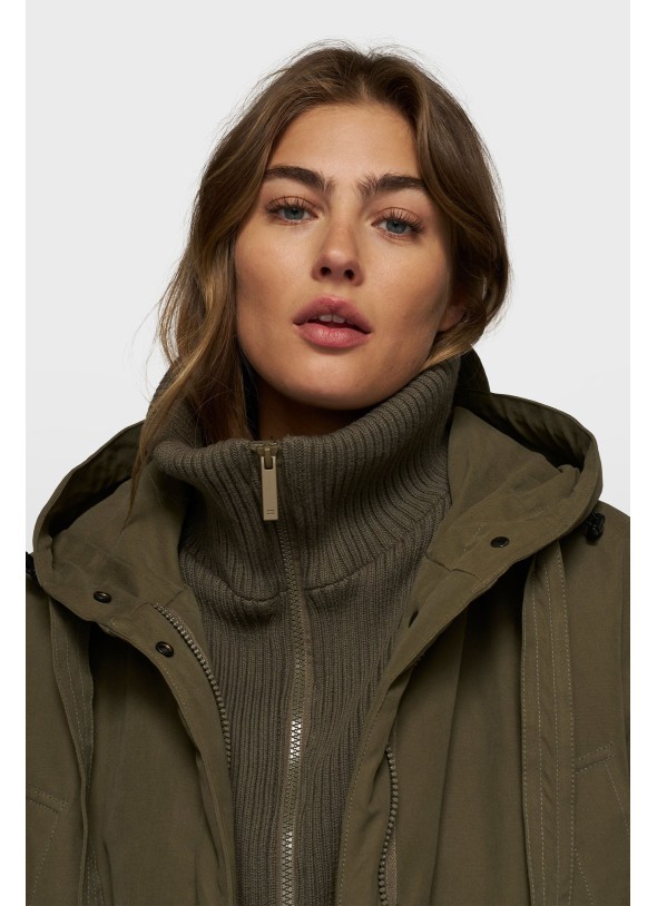PARKA LARGA VERDE OLIVA