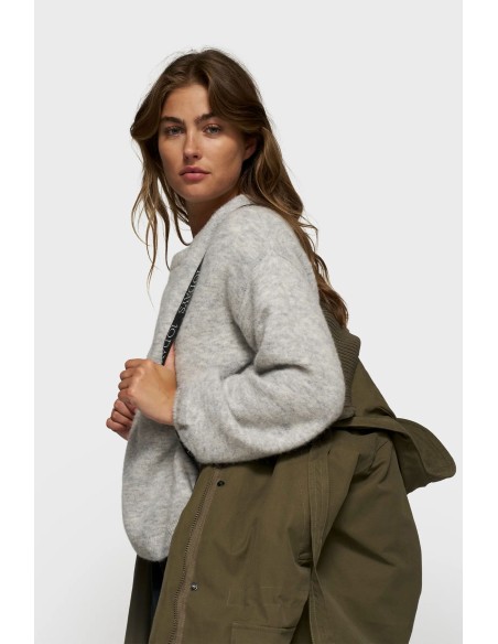 PARKA LARGA VERDE OLIVA