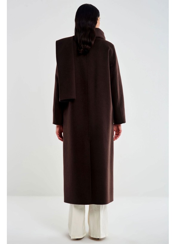 ABRIGO MARRON CUELLO
