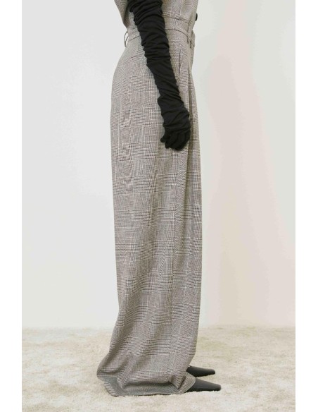 PANTALON BLANCO / NEGRO