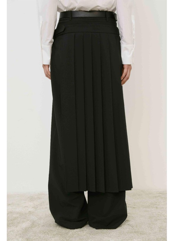 PANTALON CON SOBREFALDA NEGRO