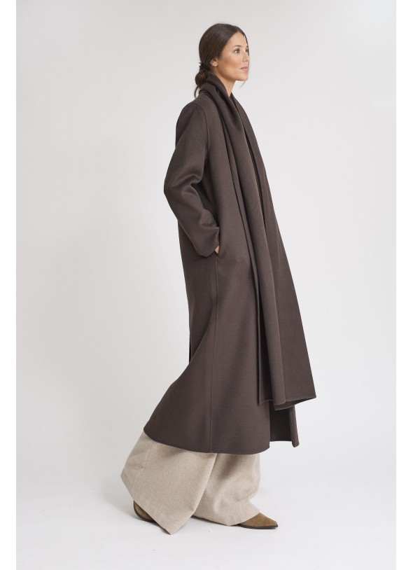 ABRIGO MARRON CUELLO