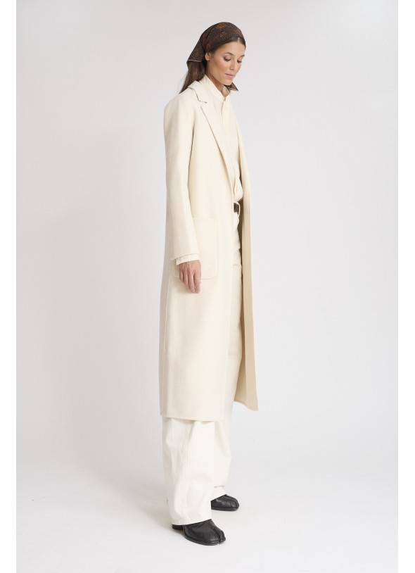 ABRIGO CLASICO CREMA