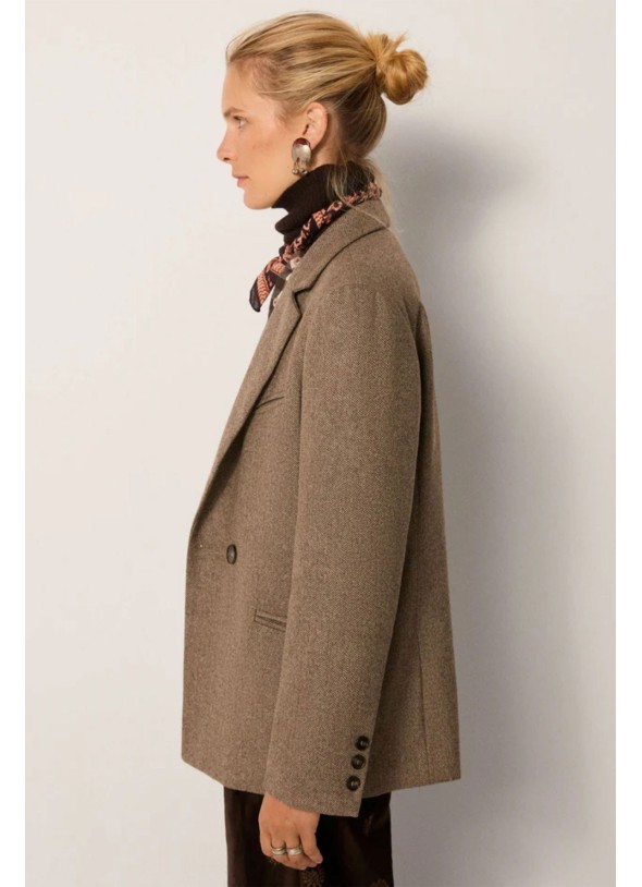 AMERICANA JACKIE TOSTADA