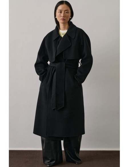ABRIGO CINTURON NEGRO STANISLAS