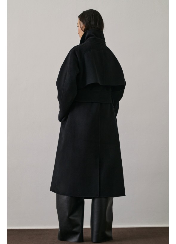 ABRIGO CINTURON NEGRO STANISLAS