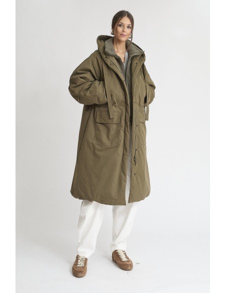 PARKA LARGA VERDE OLIVA